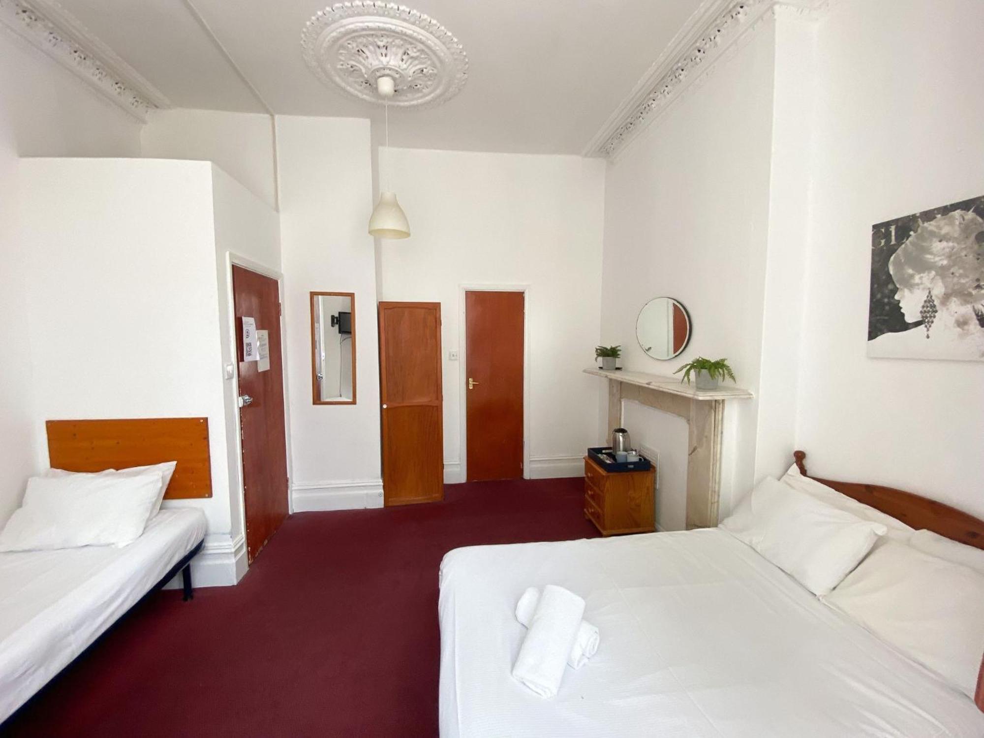 Orlando Hotel Londres Quarto foto