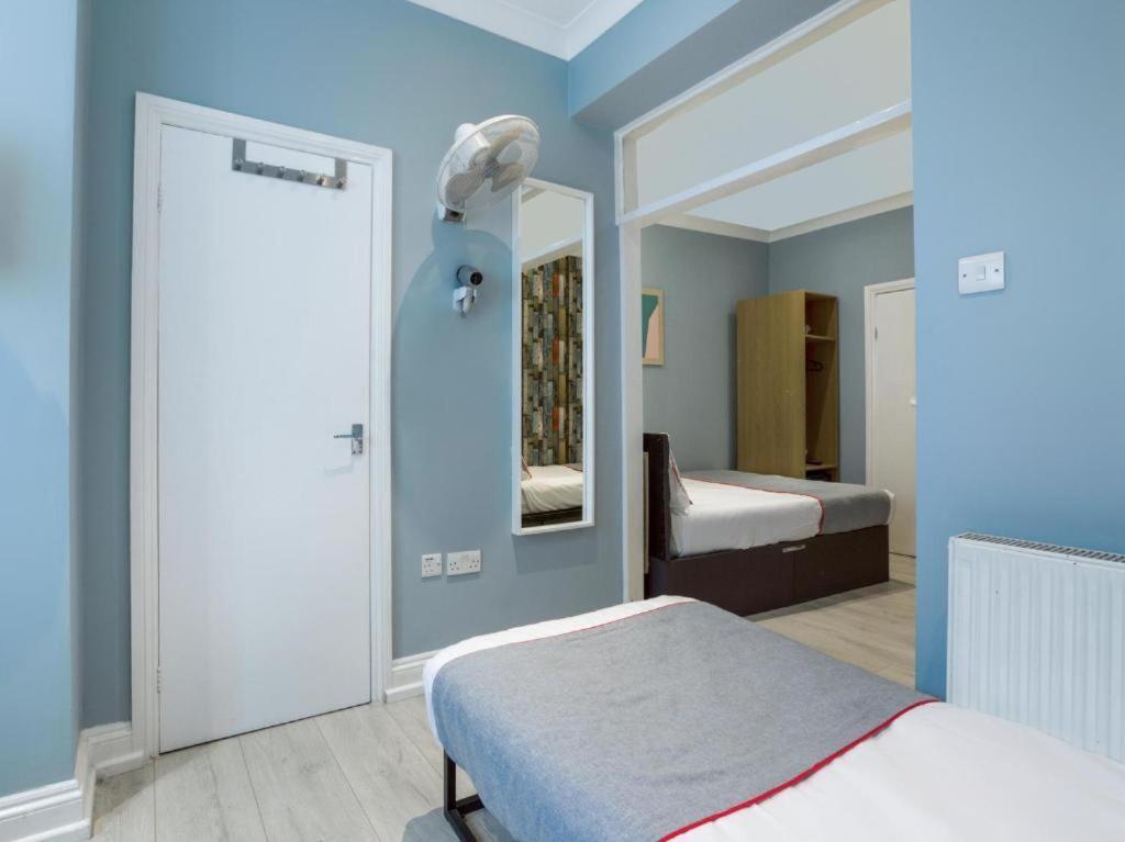 Orlando Hotel Londres Quarto foto