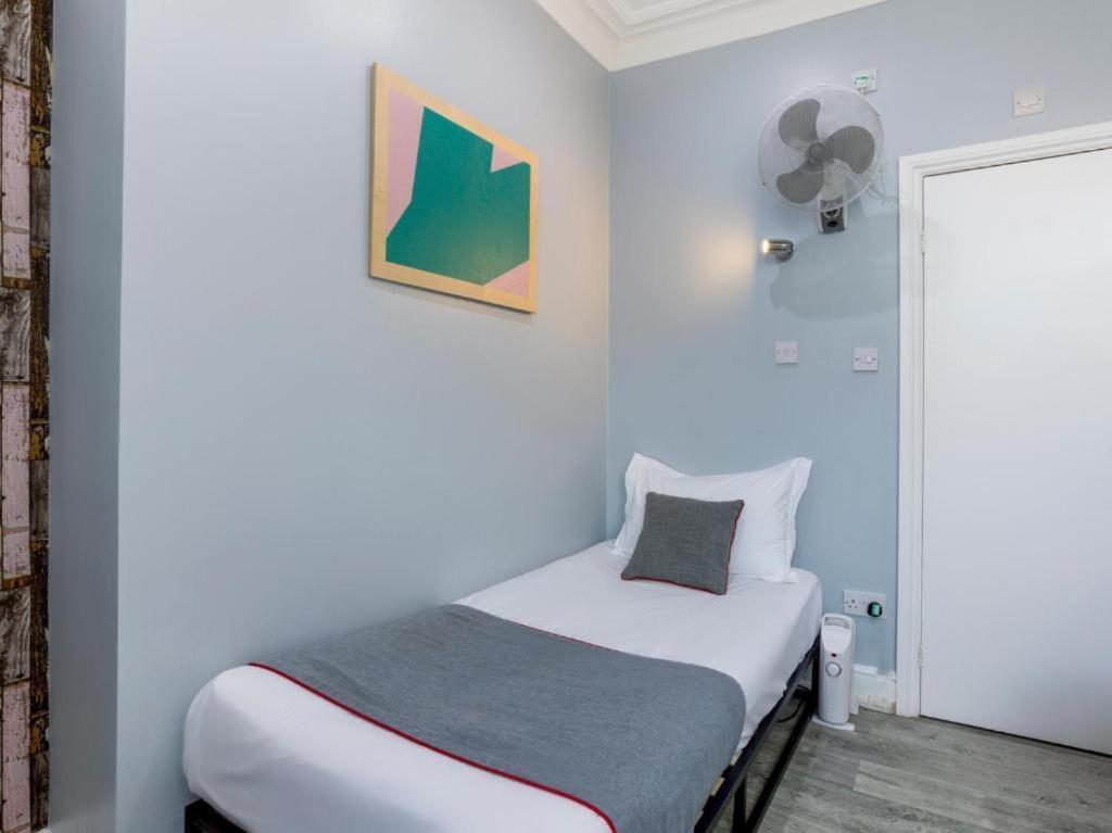 Orlando Hotel Londres Quarto foto
